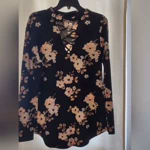 No boundaries fitted floral long sleeve shirt